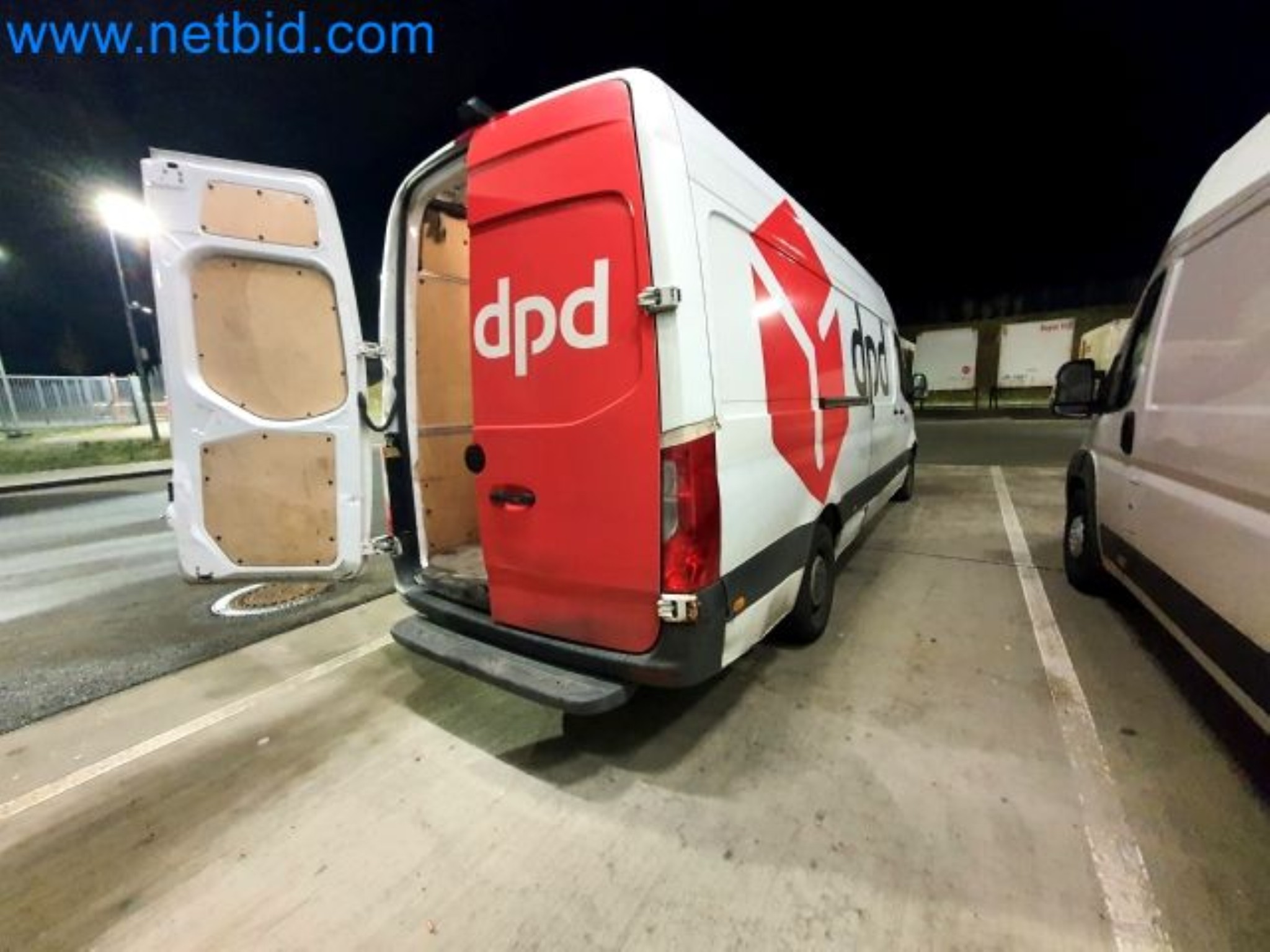 Przewoźnik paczek-14