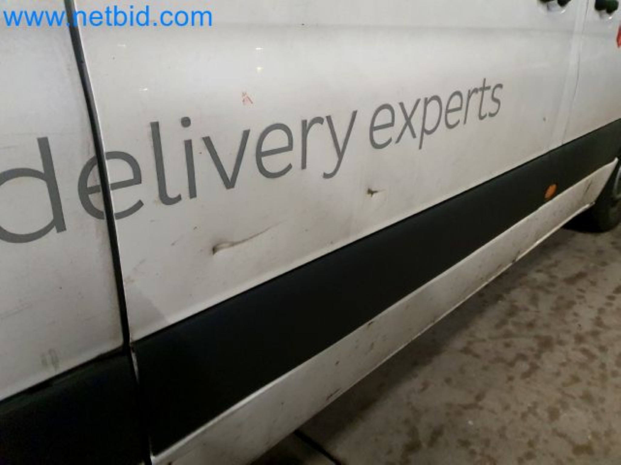 Przewoźnik paczek-17