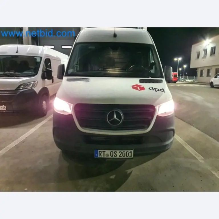 Transporteur van een pakketdienst-1