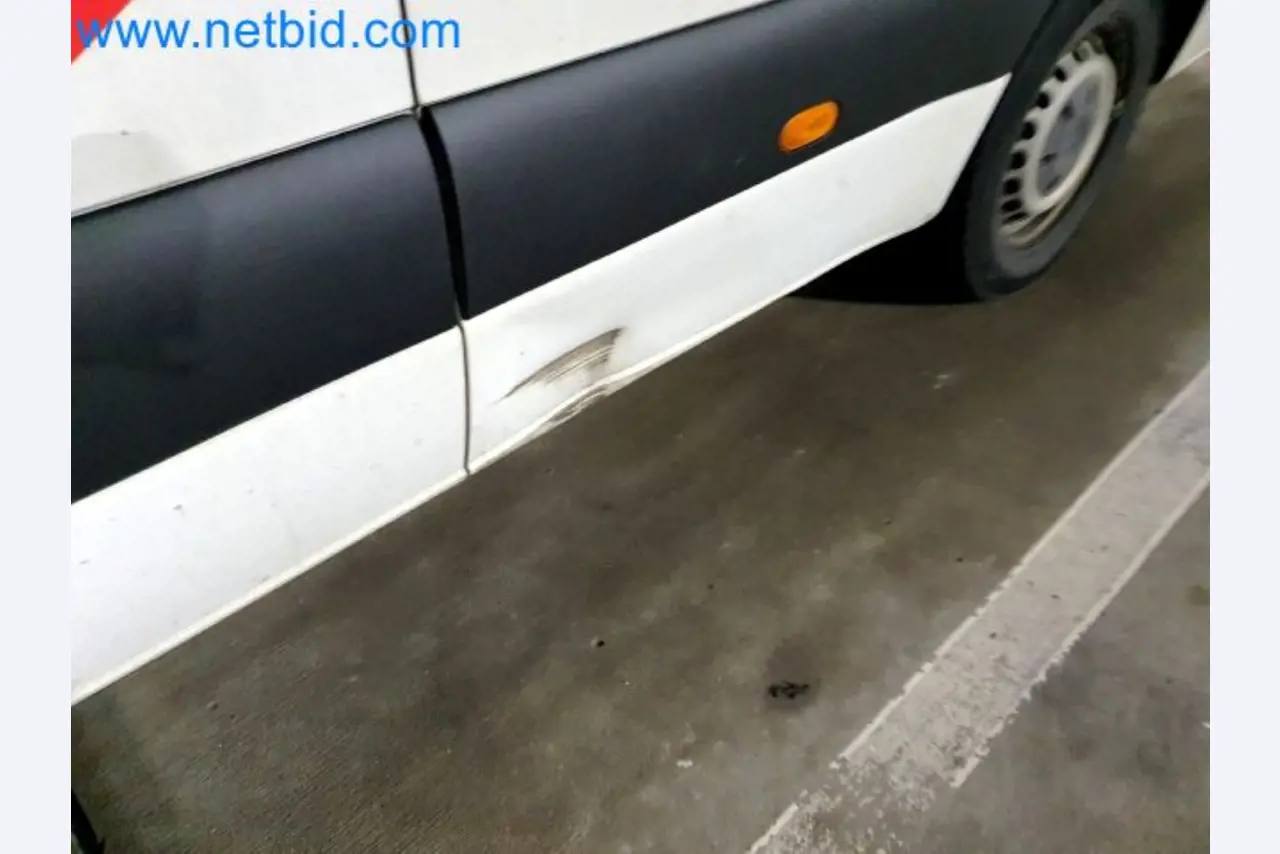 Transporteur van een pakketdienst-31