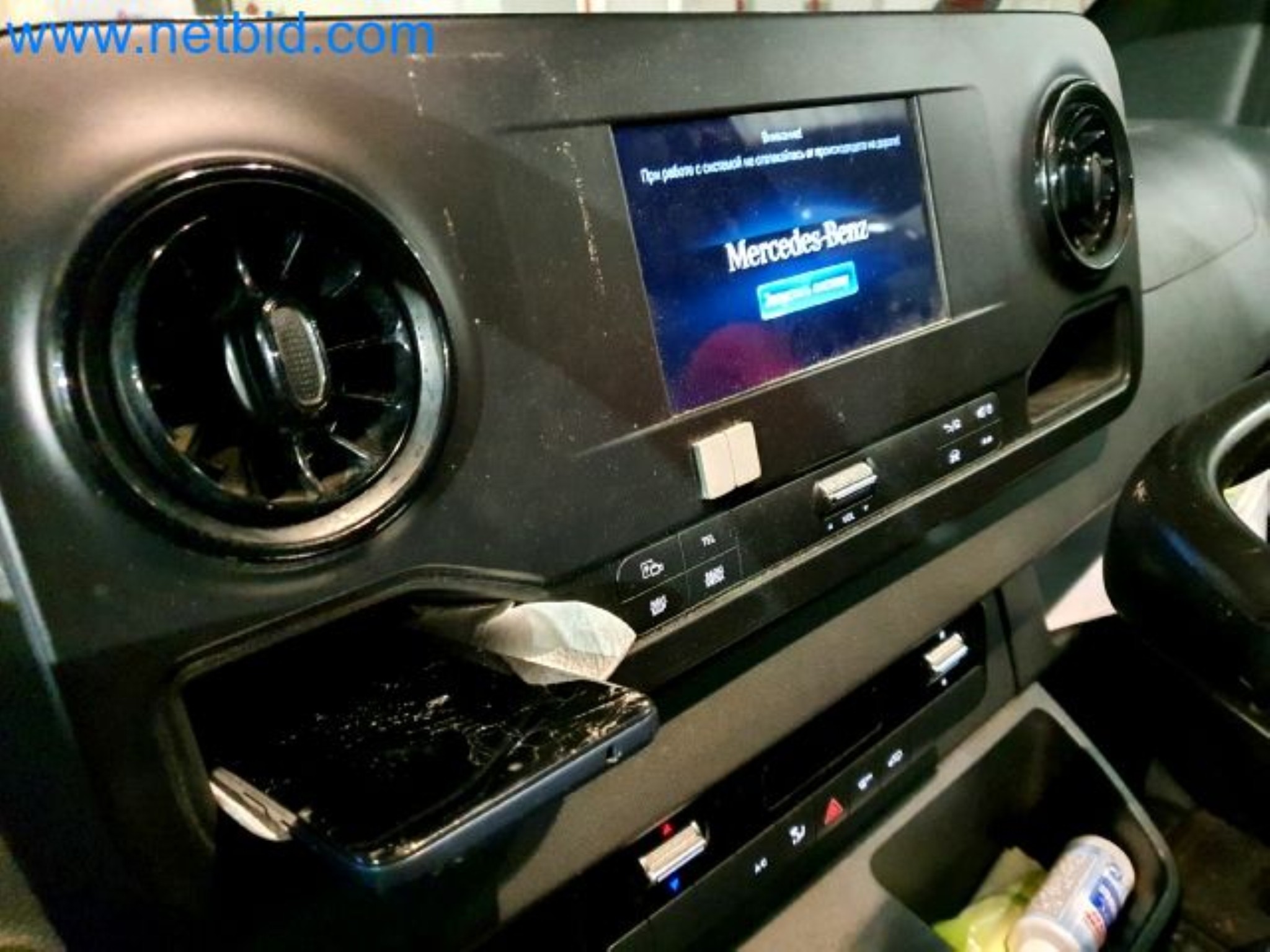 Przewoźnik paczek-34