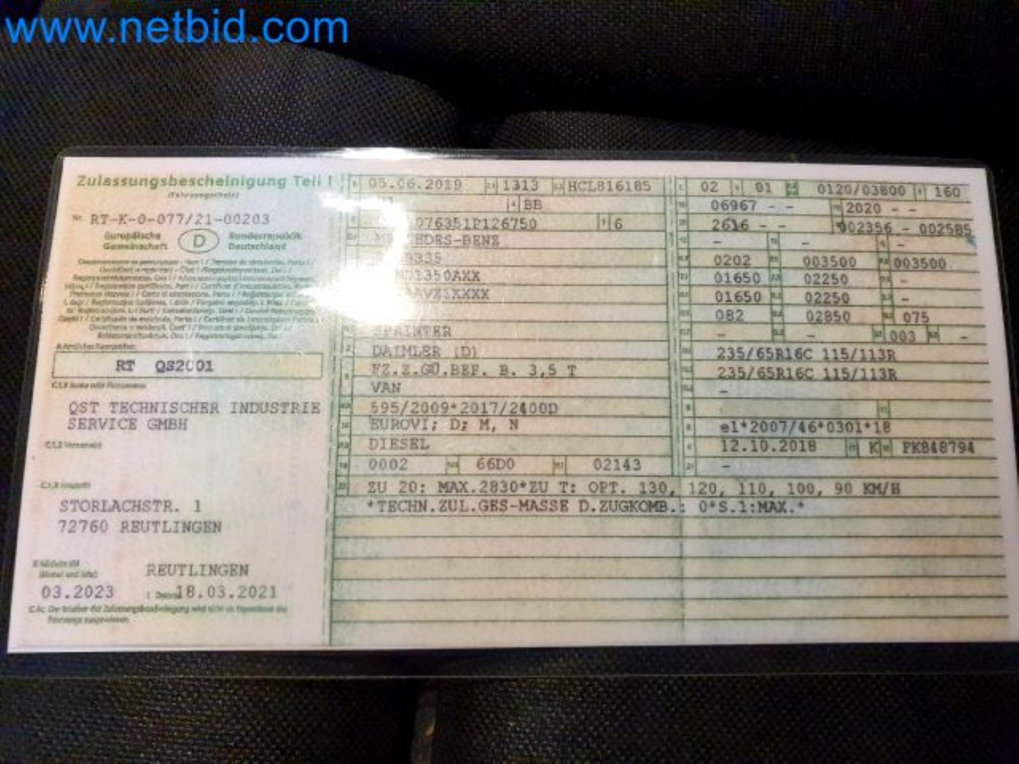 Przewoźnik paczek-36