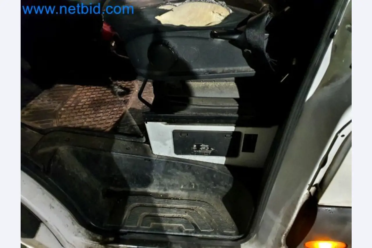 Transporteur van een pakketdienst-39