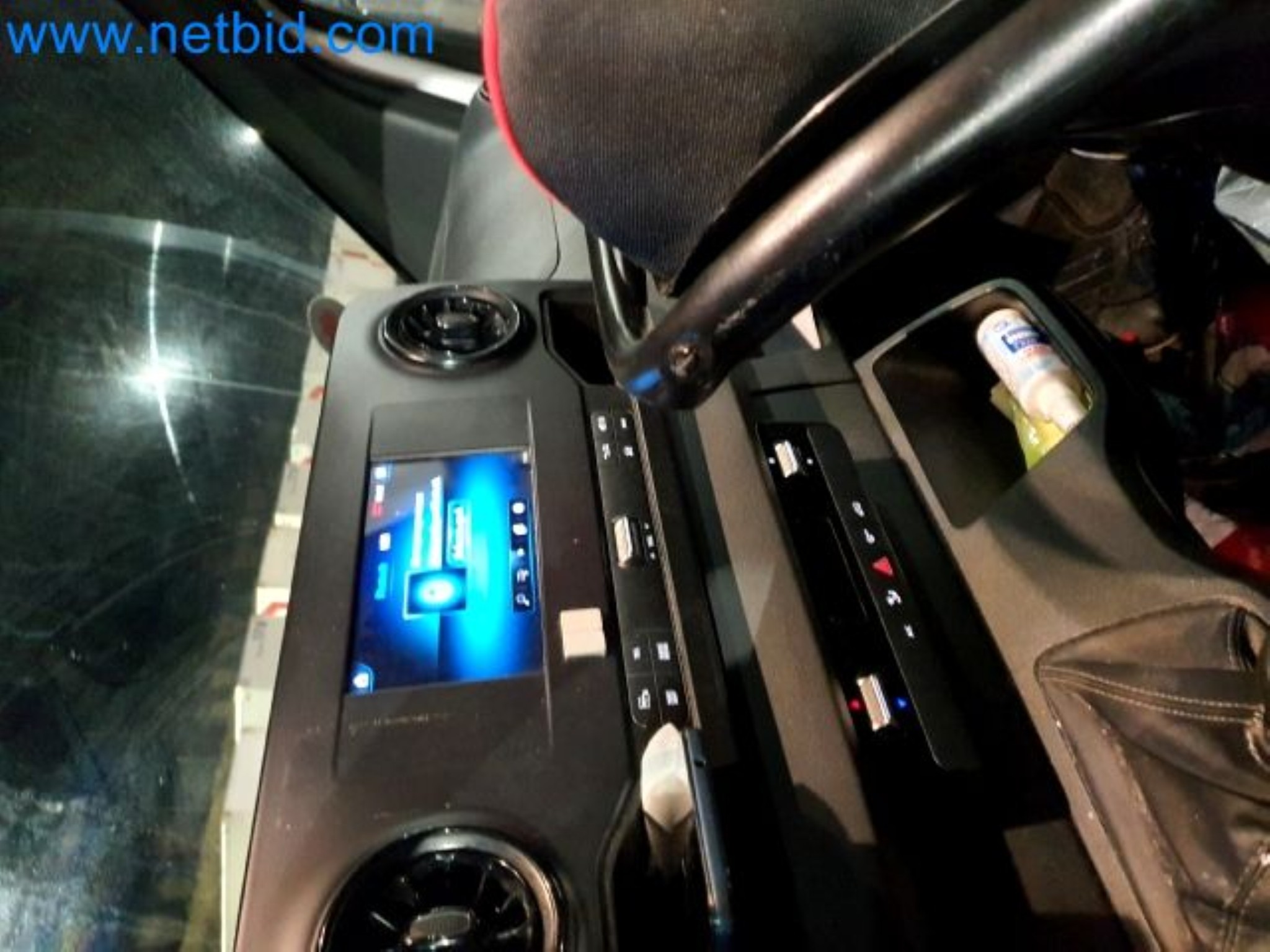 Przewoźnik paczek-40