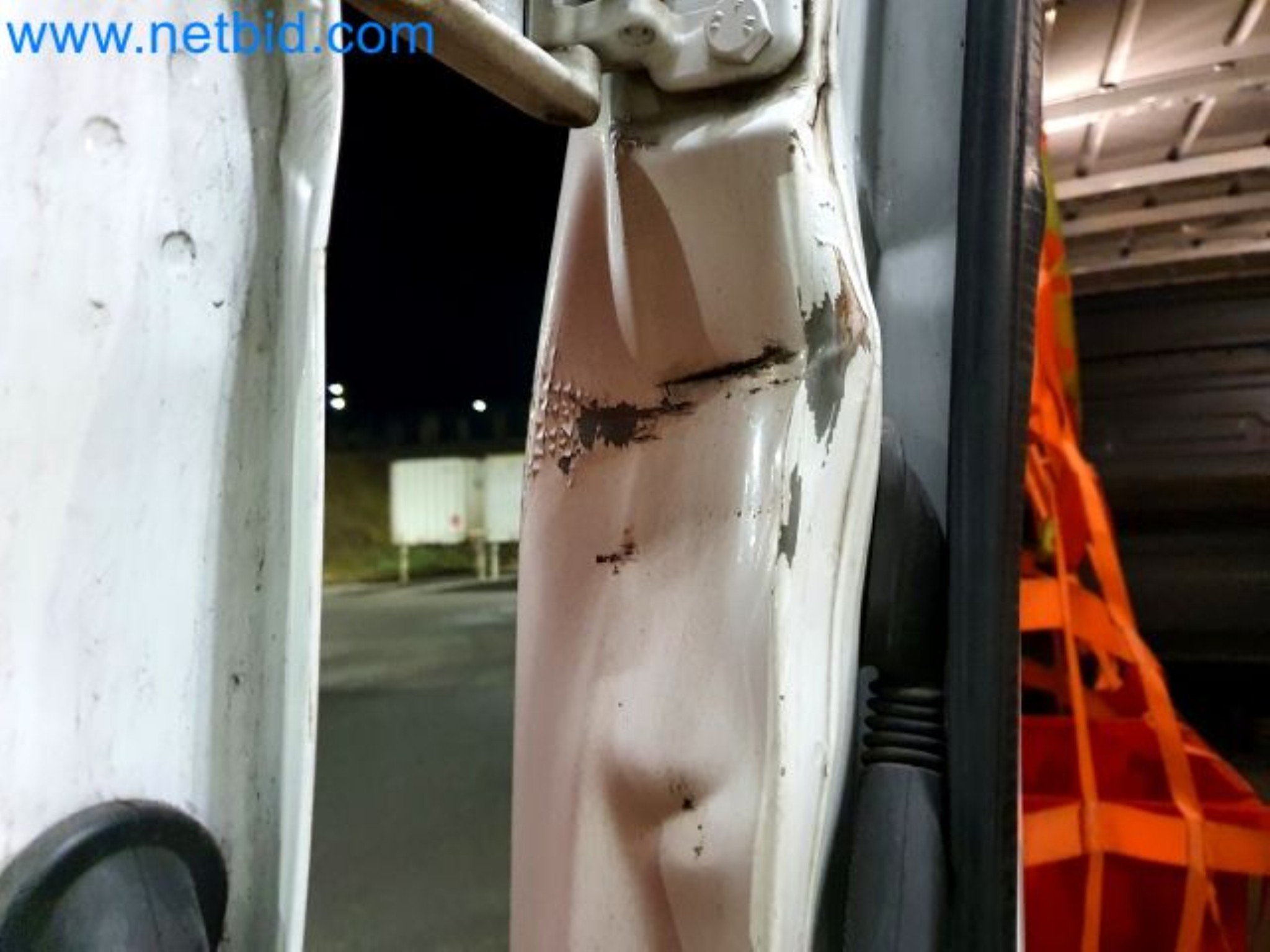 Przewoźnik paczek-45