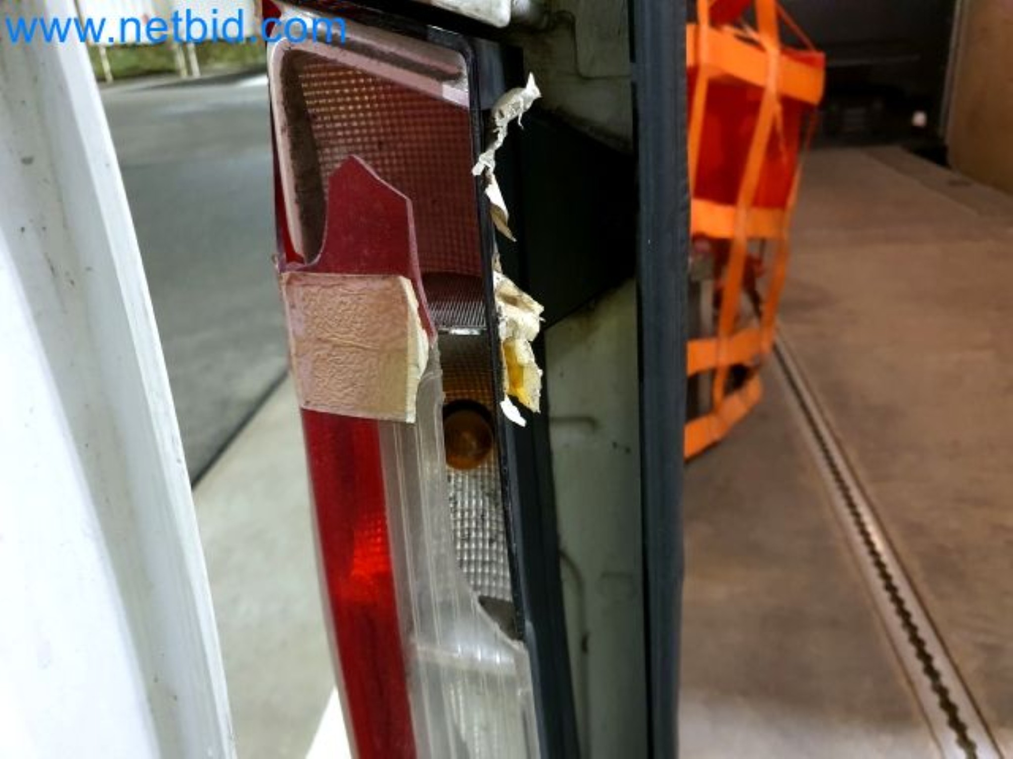 Przewoźnik paczek-46