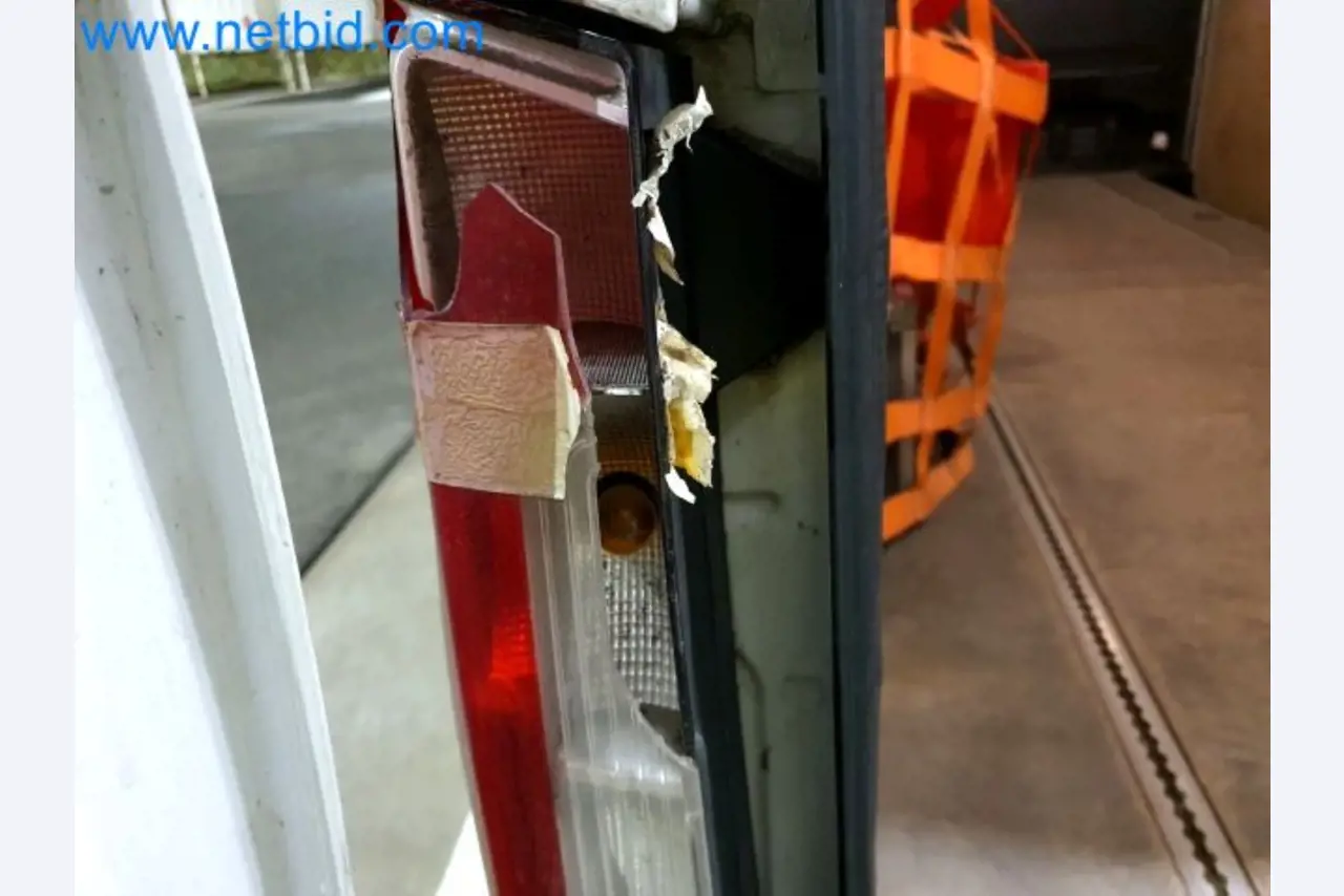 Transporteur van een pakketdienst-46