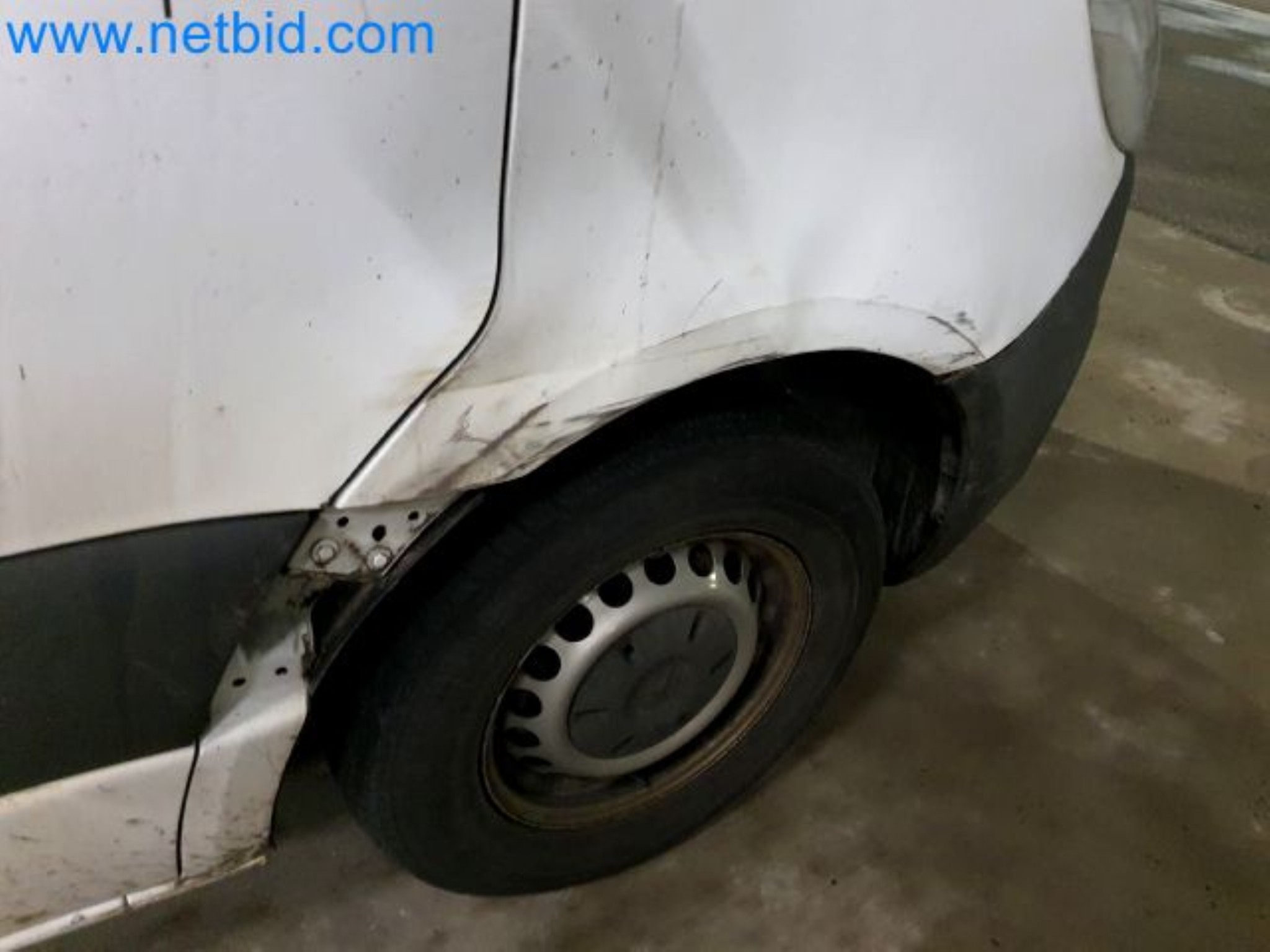 Przewoźnik paczek-49