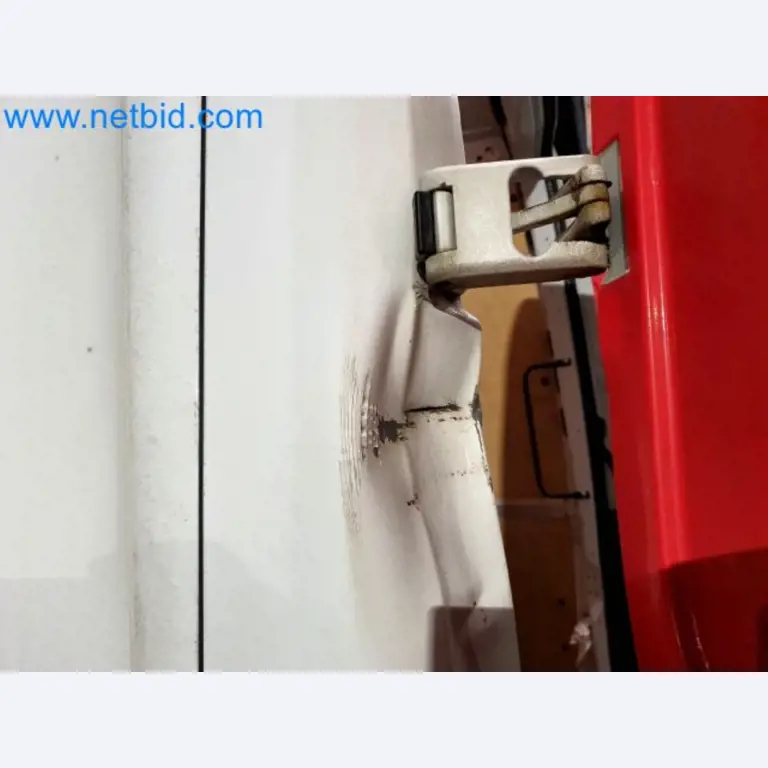 Transporteur van een pakketdienst-6