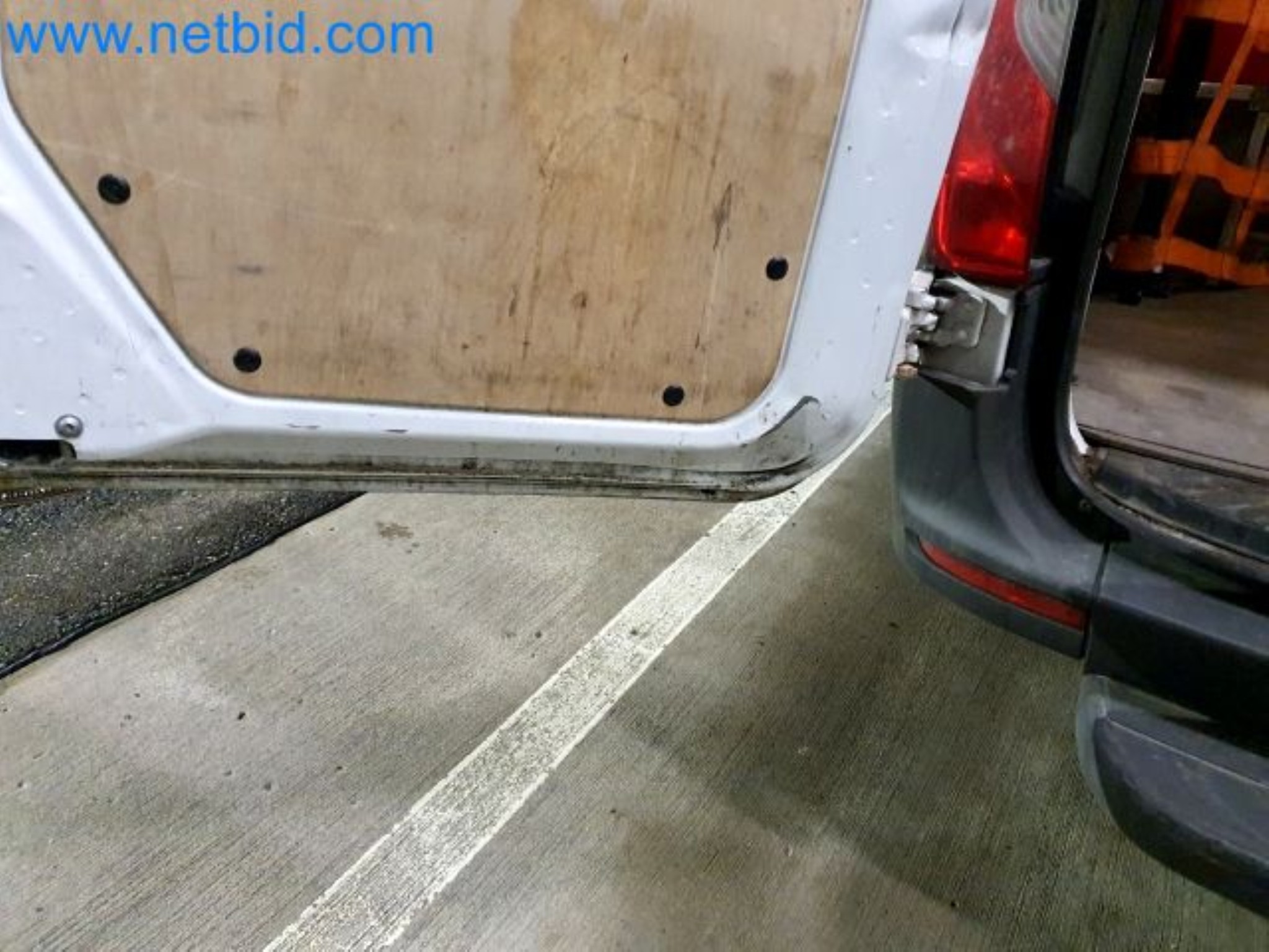 Przewoźnik paczek-7