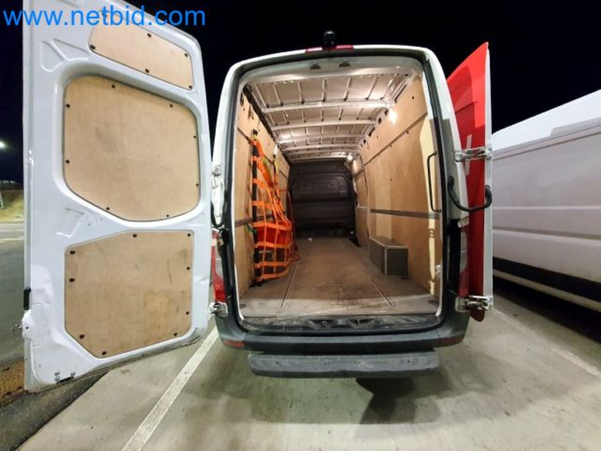 Przewoźnik paczek-8