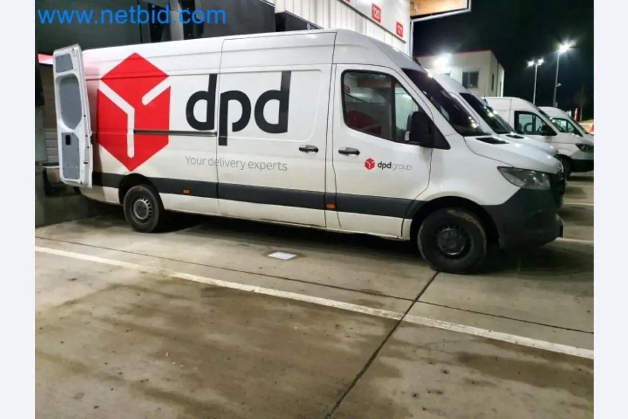 Přepravce balíkové služby-13