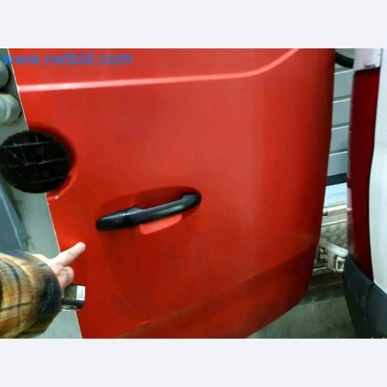 Přepravce balíkové služby-17