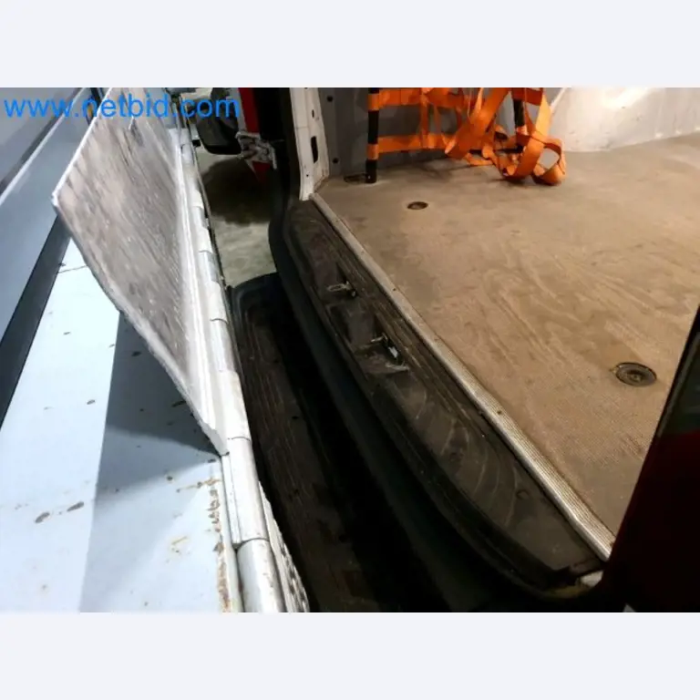 Přepravce balíkové služby-19