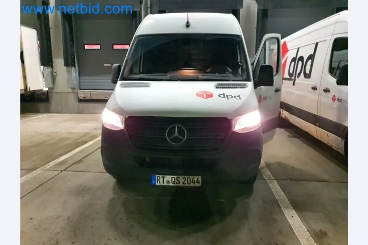 Přepravce balíkové služby-1