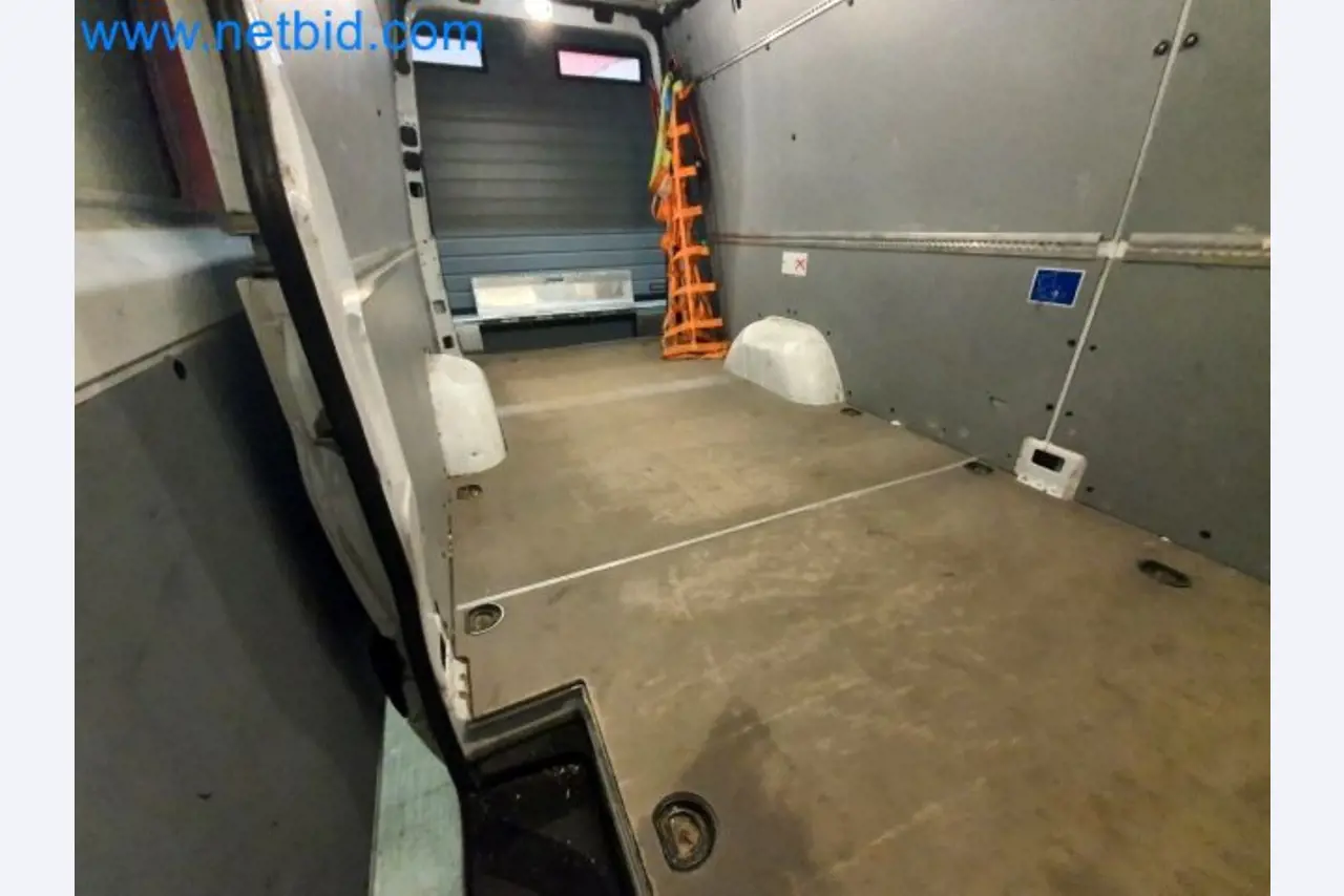 Přepravce balíkové služby-20