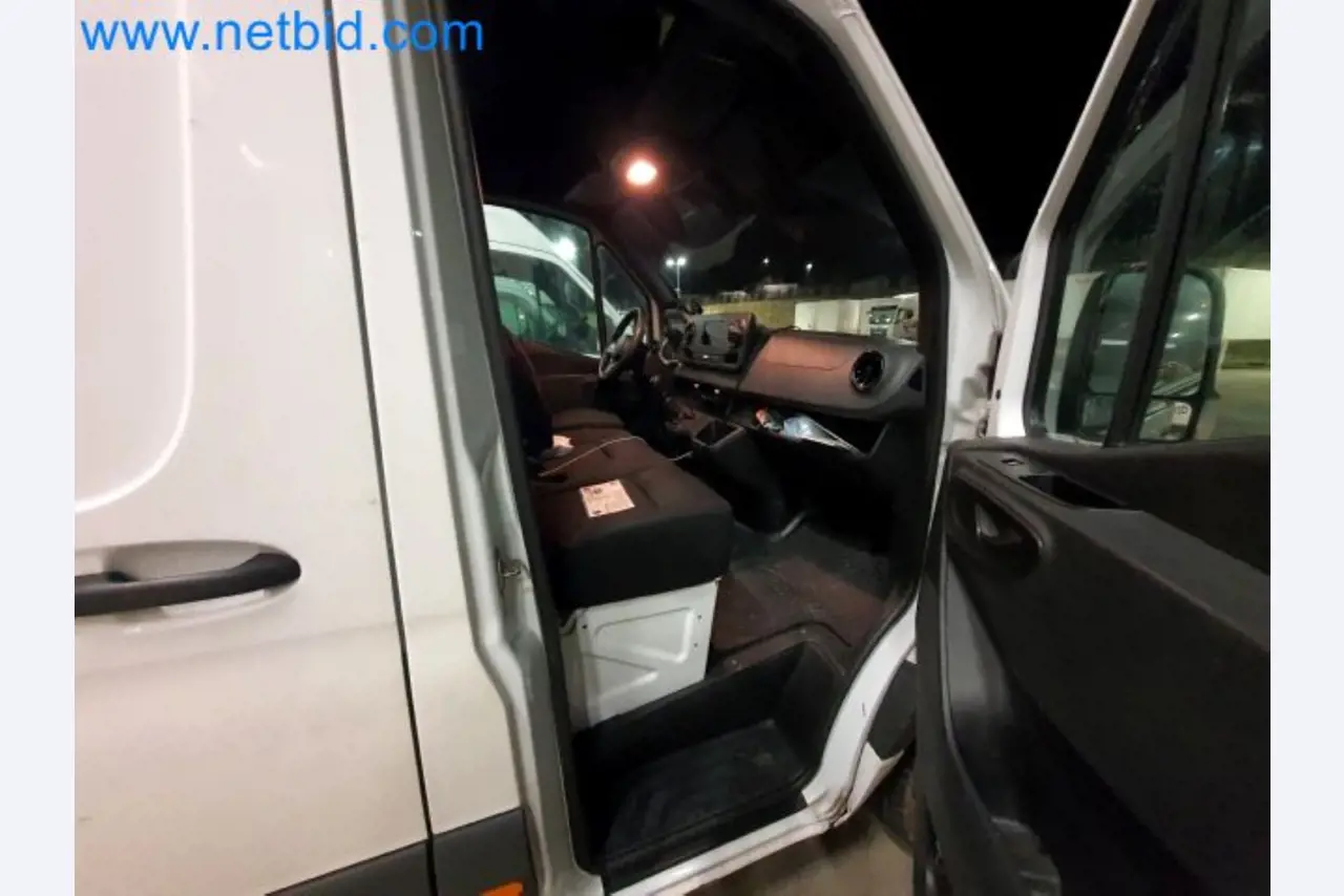 Přepravce balíkové služby-21