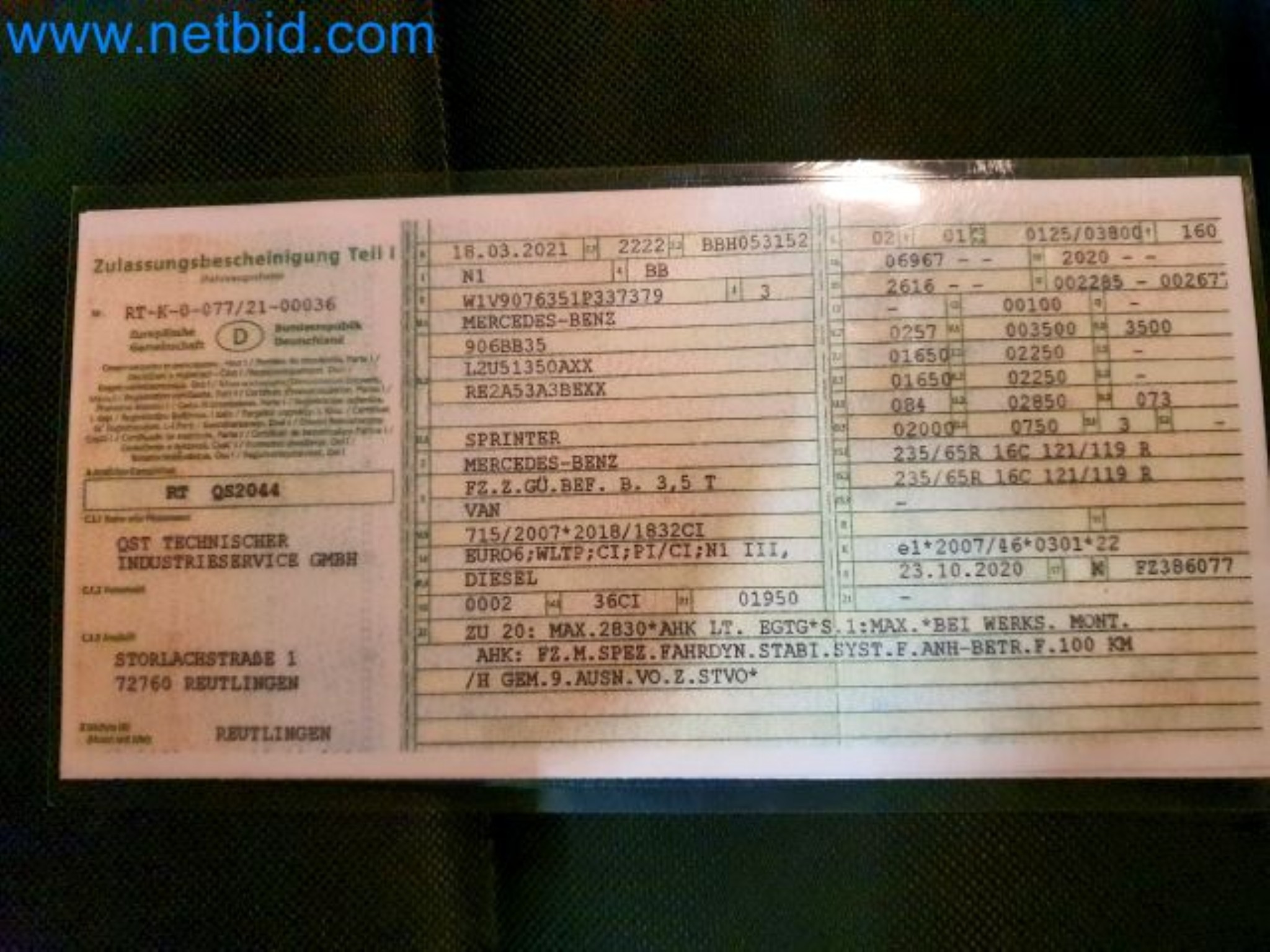 Przewoźnik paczek-23