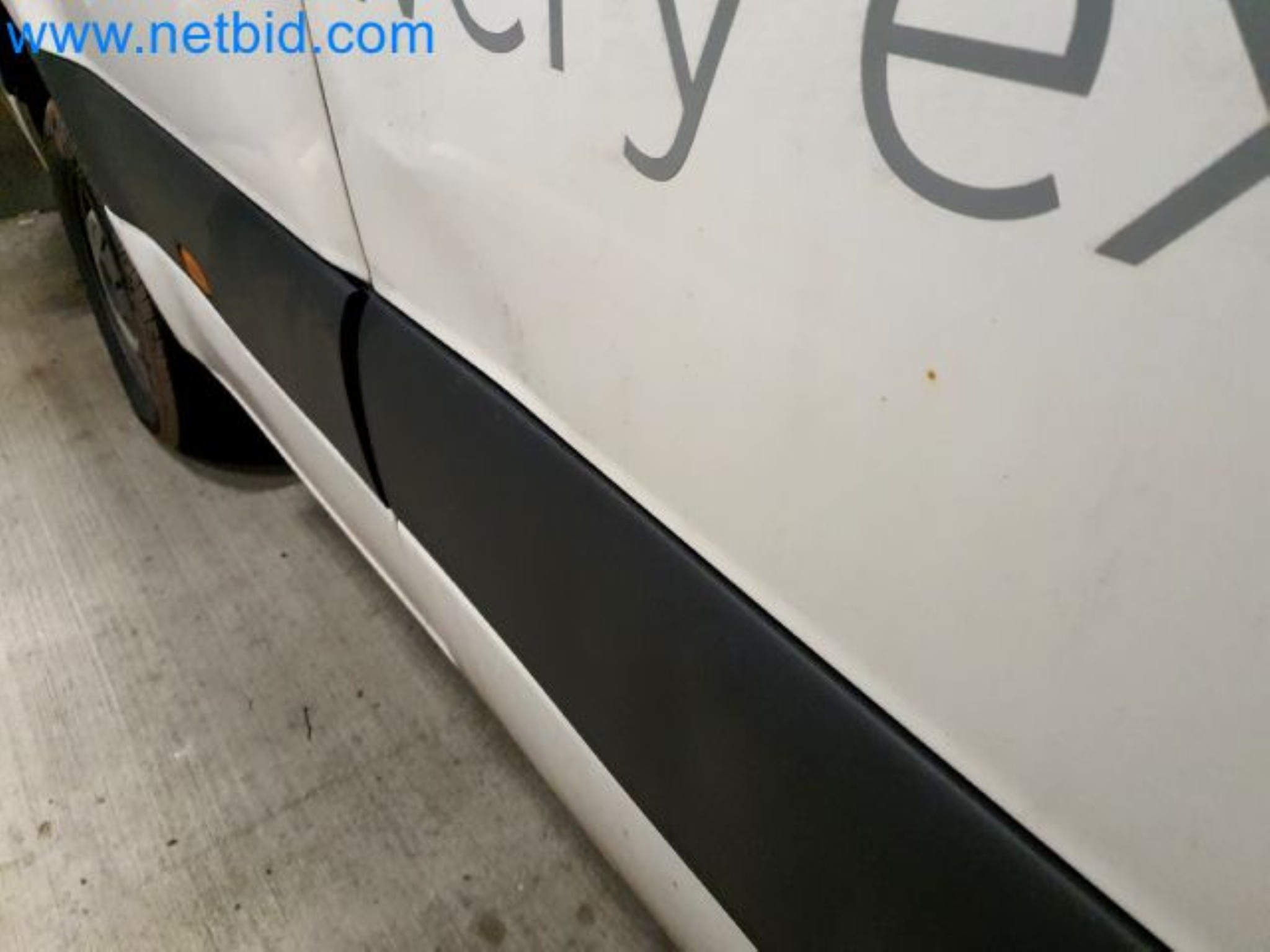 Przewoźnik paczek-25