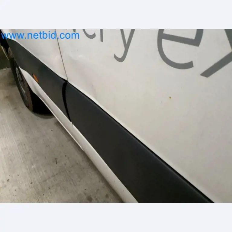 Přepravce balíkové služby-25