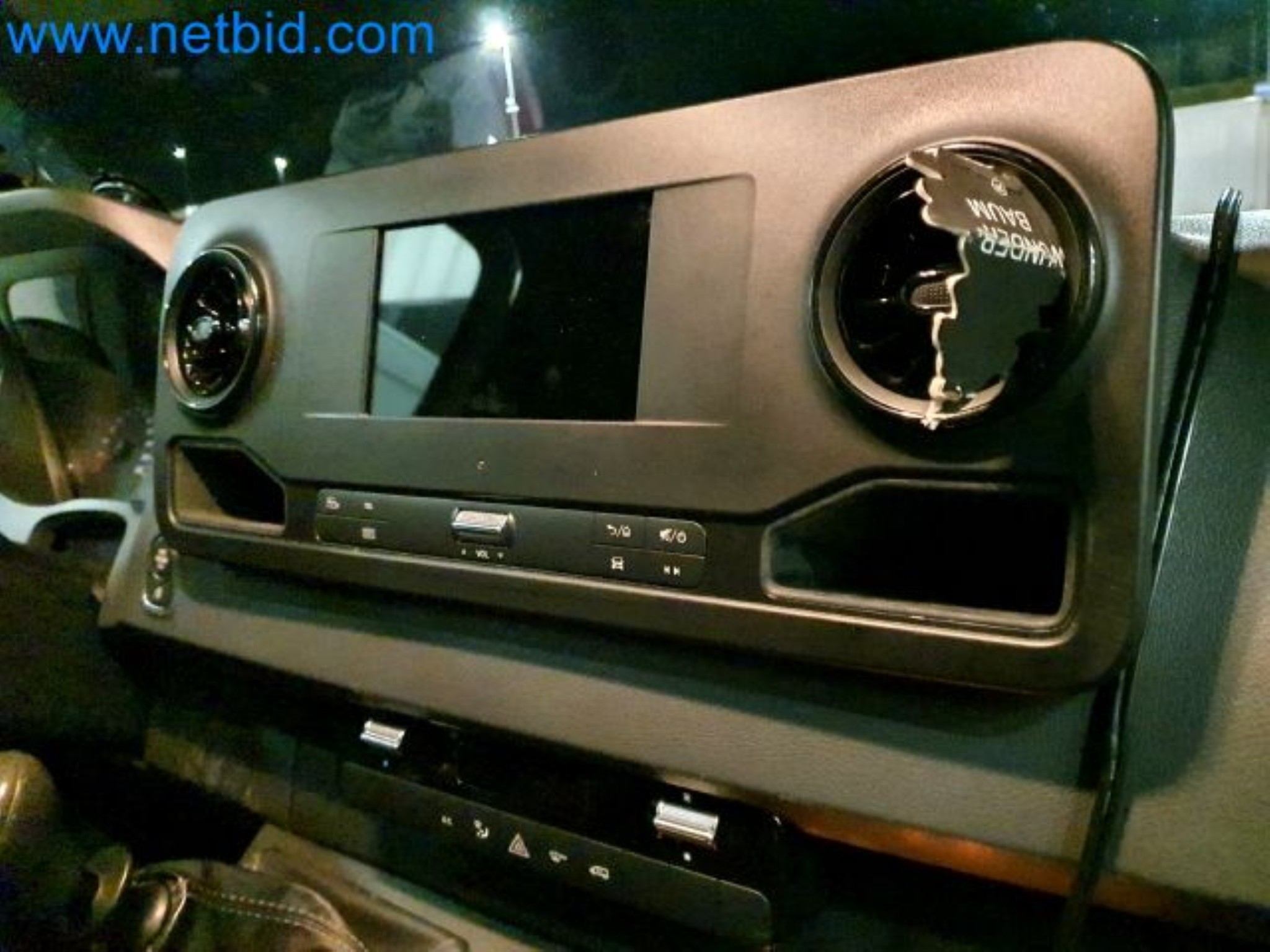 Przewoźnik paczek-28