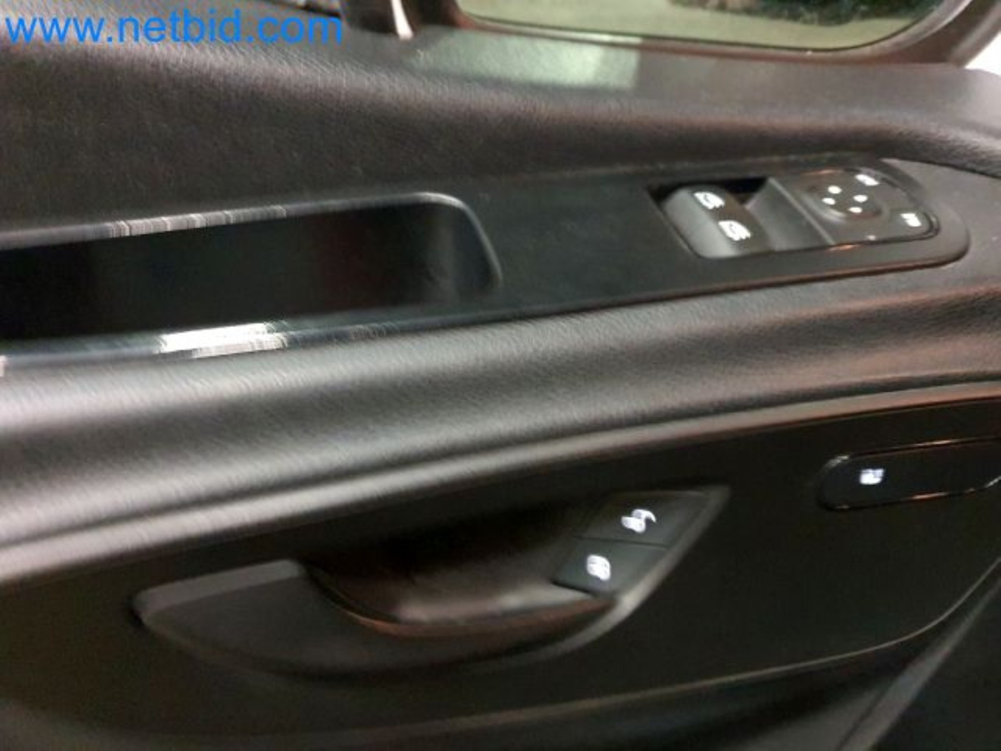 Przewoźnik paczek-36