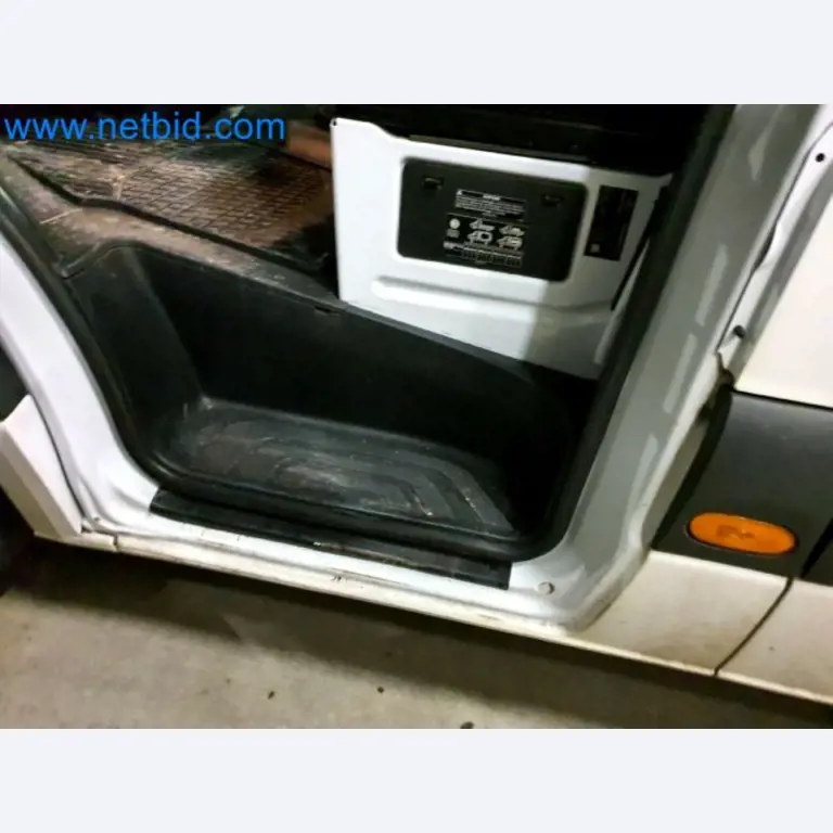 Přepravce balíkové služby-38