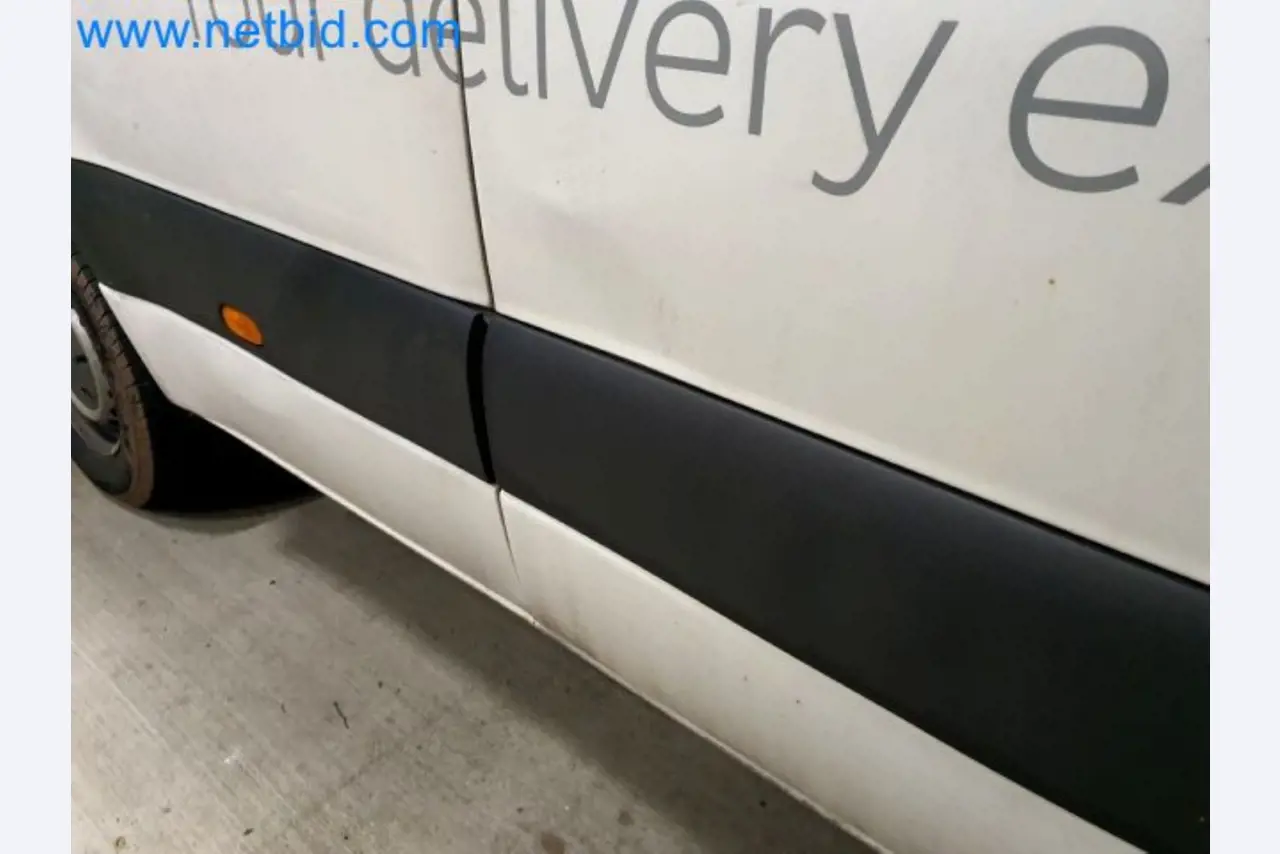 Přepravce balíkové služby-39