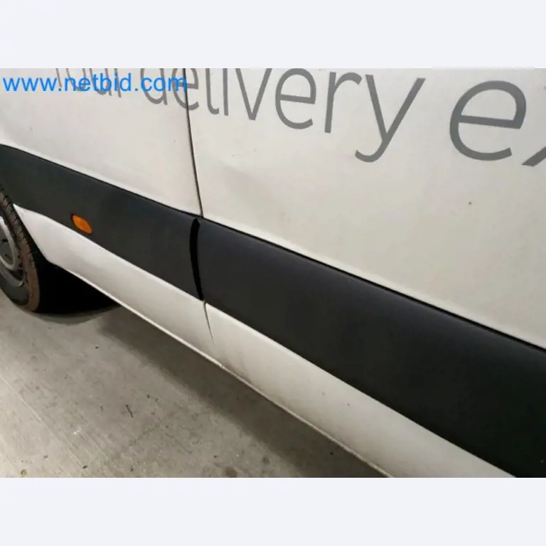 Přepravce balíkové služby-39