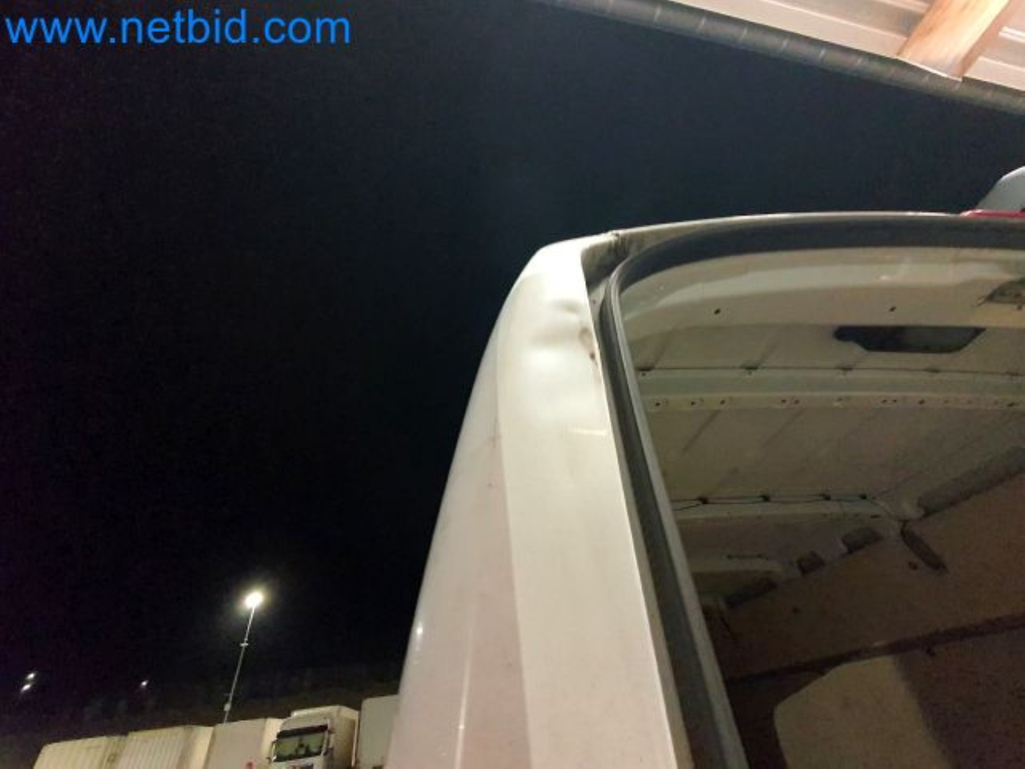 Przewoźnik paczek-47