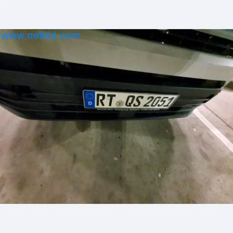 Přepravce balíkové služby-48