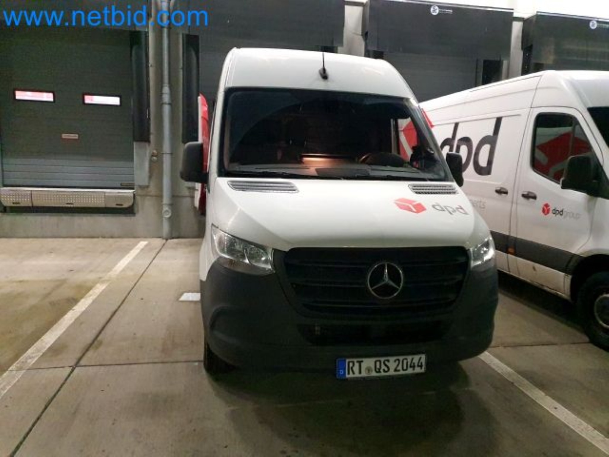 Przewoźnik paczek-8