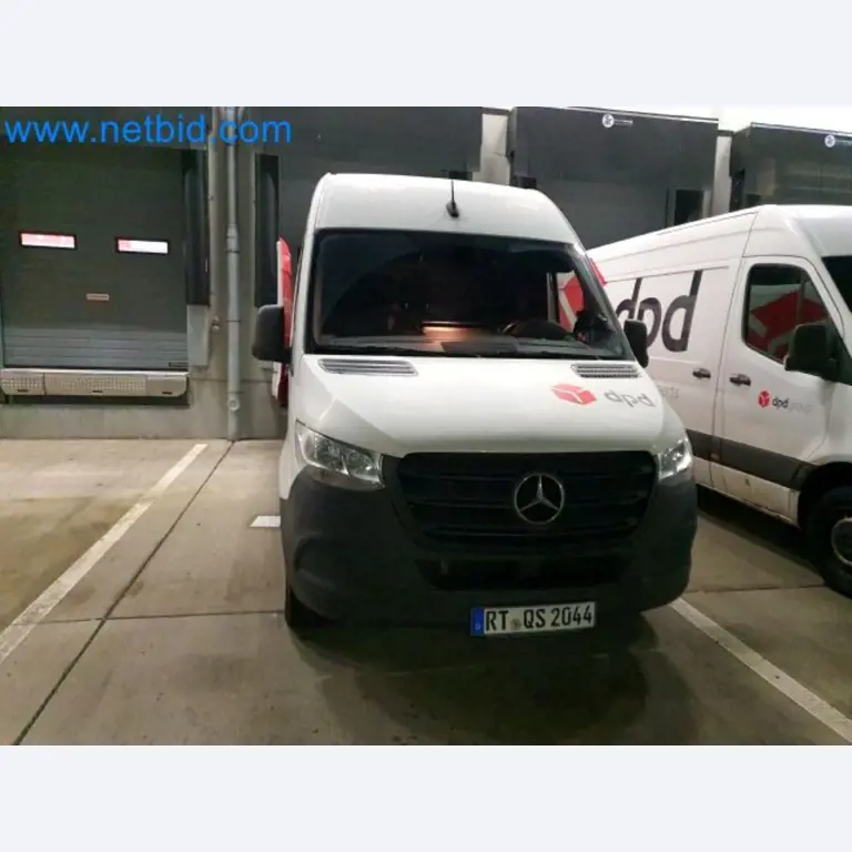 Přepravce balíkové služby-8