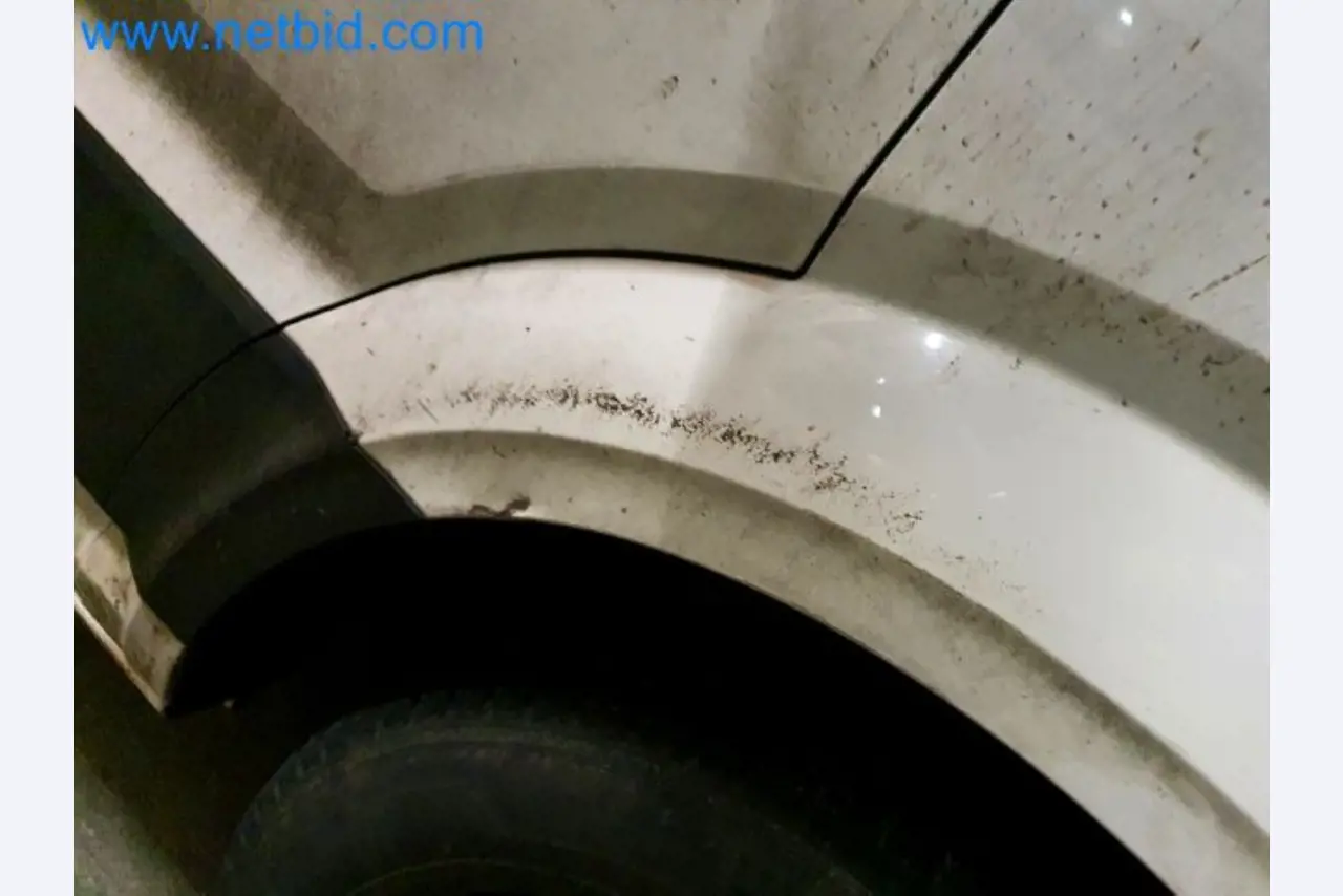 Transporteur van een pakketdienst-13