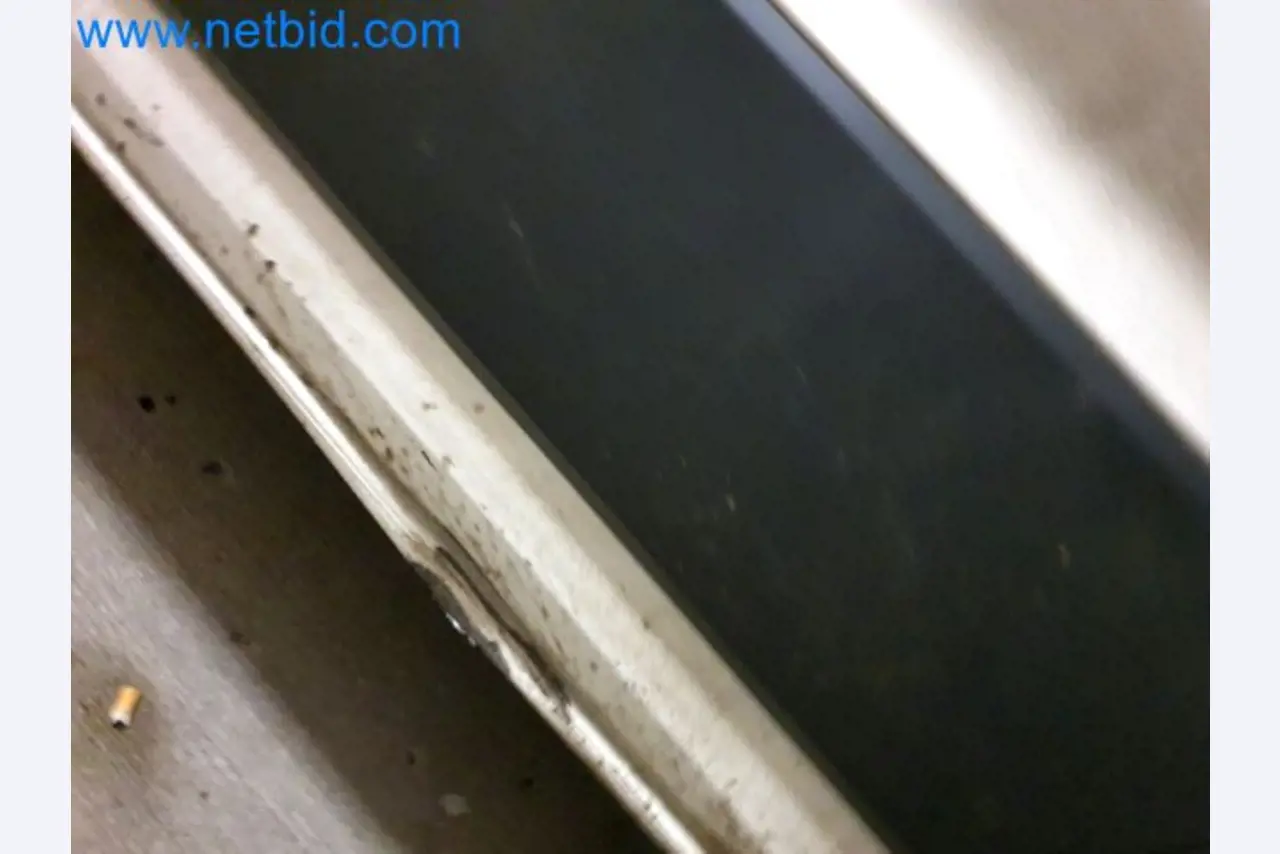 Transporteur van een pakketdienst-14