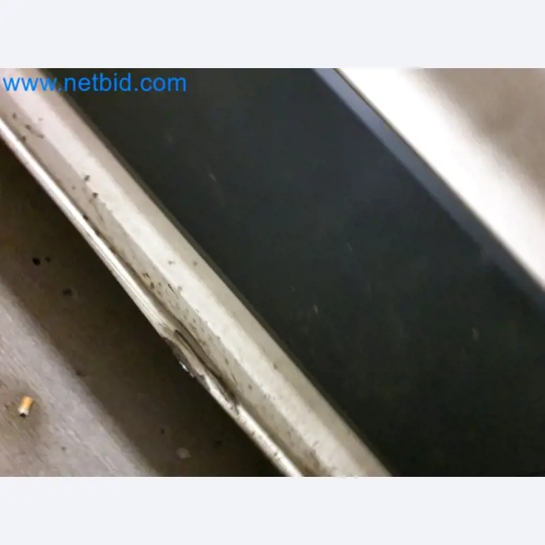 Transporteur van een pakketdienst-14