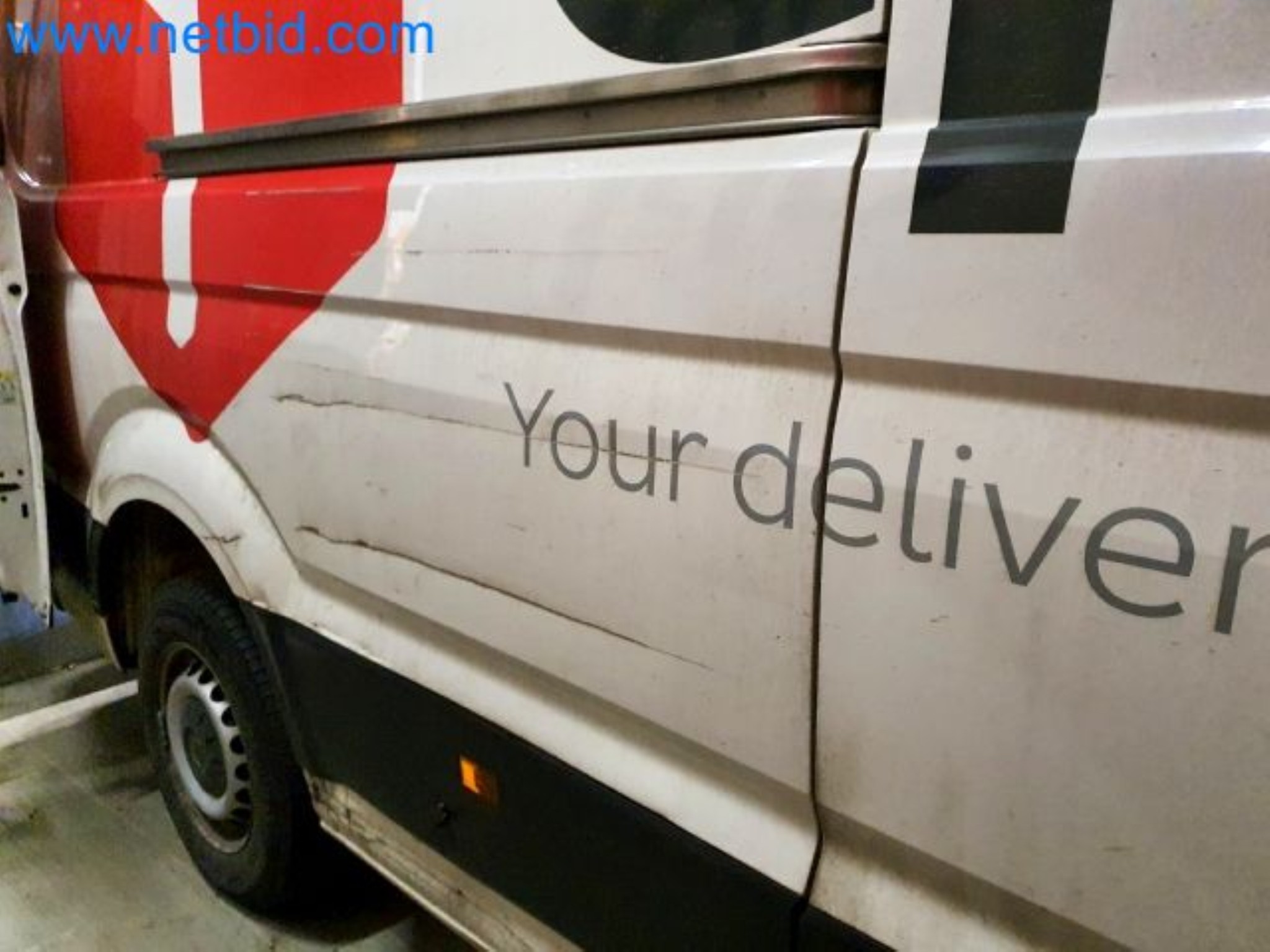 Przewoźnik paczek-17