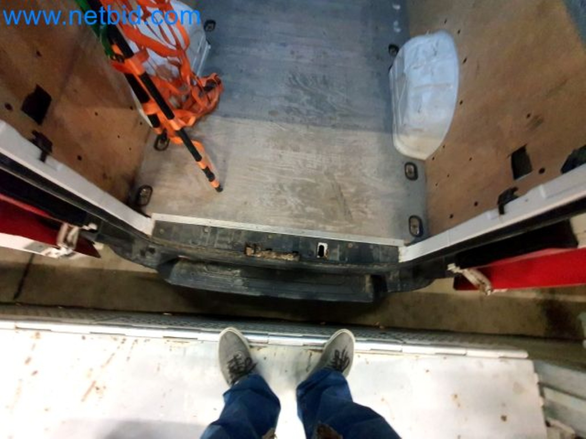 Przewoźnik paczek-21