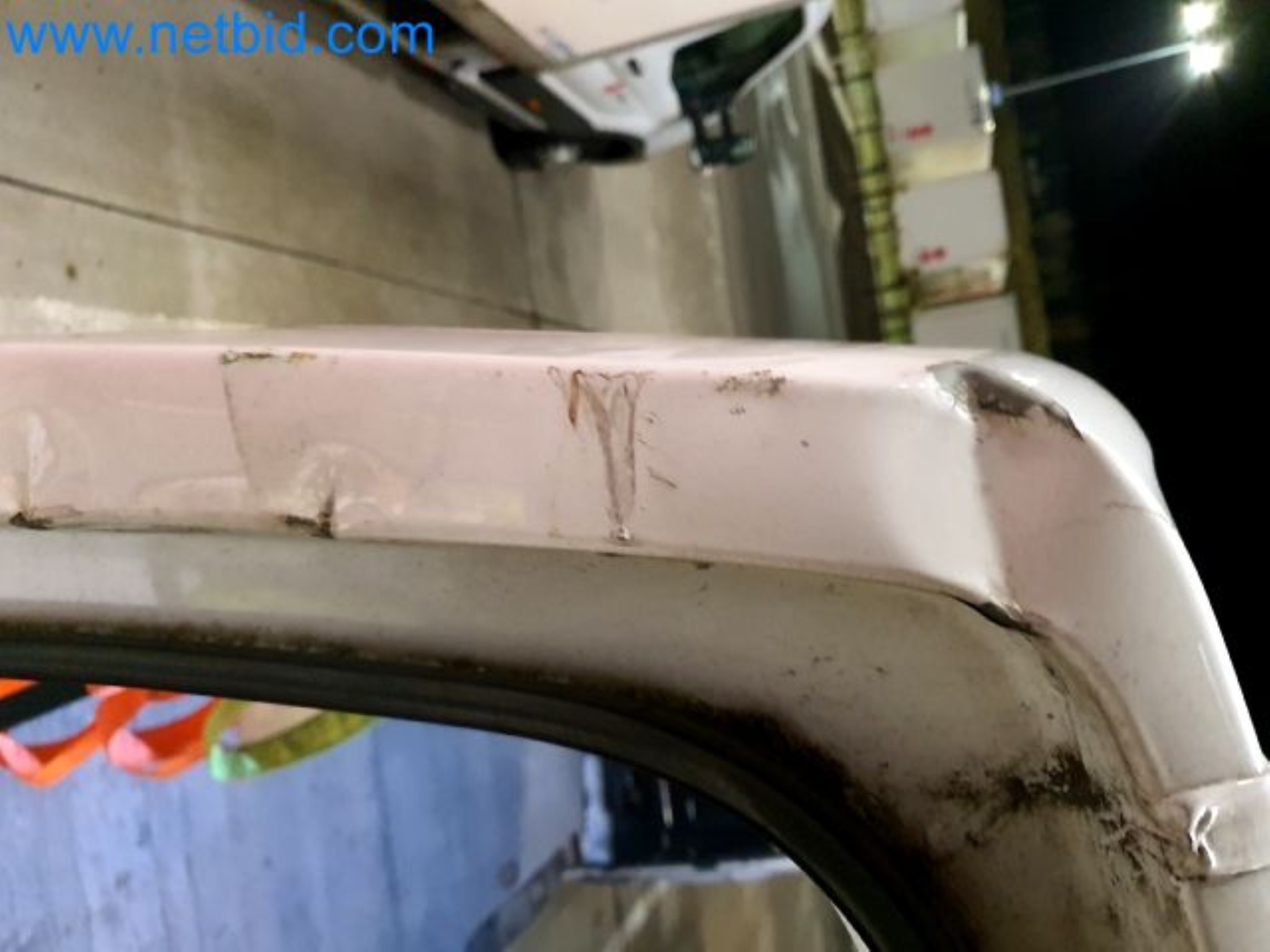 Przewoźnik paczek-23