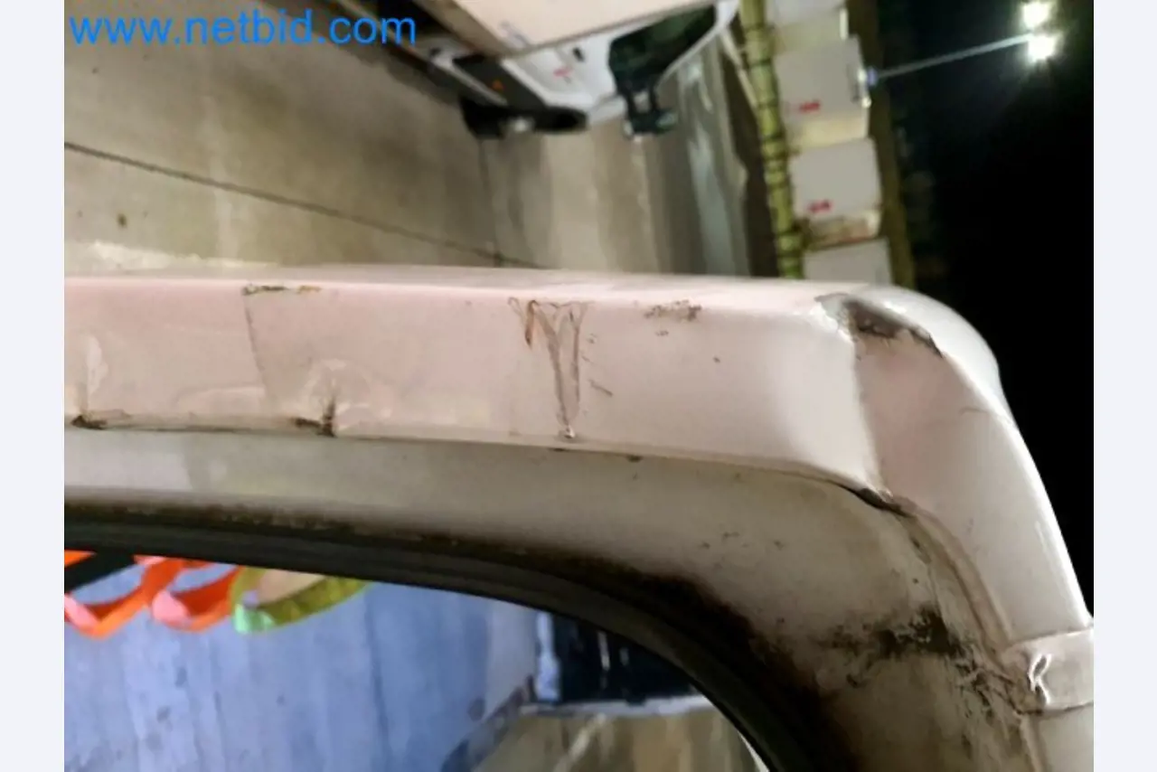 Transporteur van een pakketdienst-23