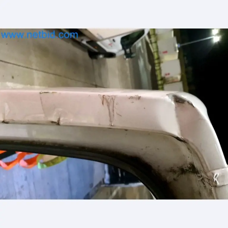 Transporteur van een pakketdienst-23