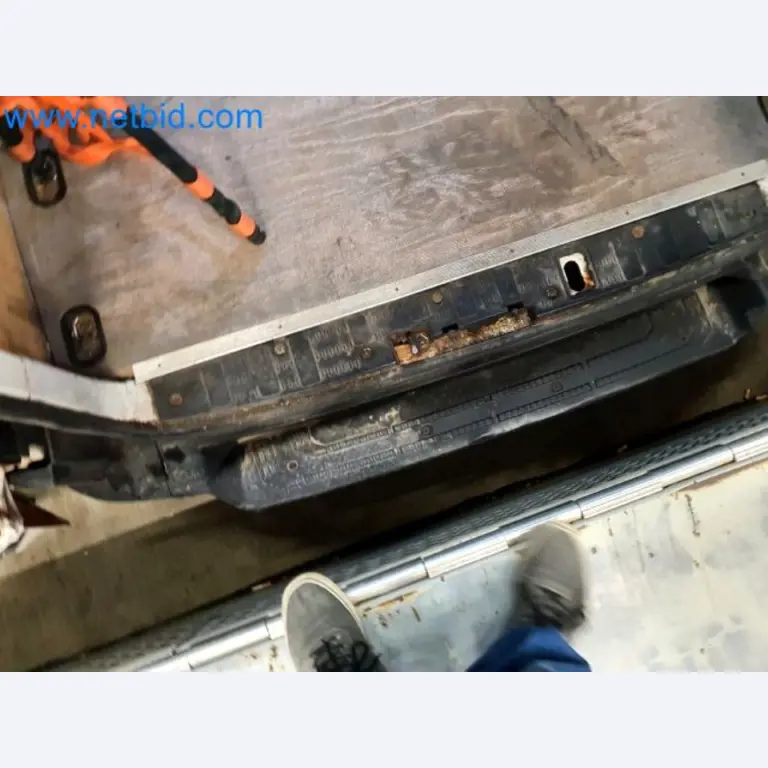 Transporteur van een pakketdienst-25