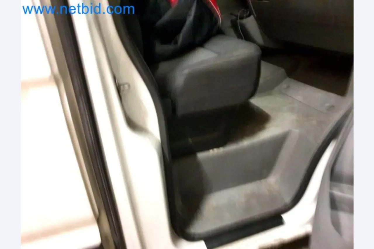 Transporteur van een pakketdienst-31