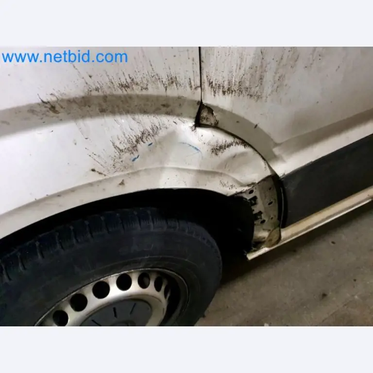 Transporteur van een pakketdienst-3