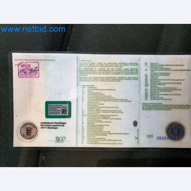 Transporteur van een pakketdienst-42