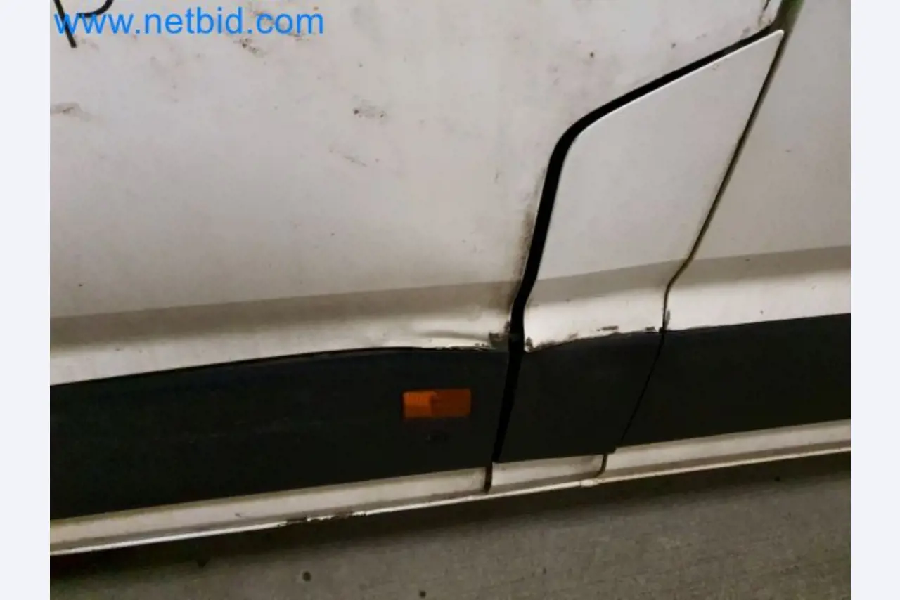 Transporteur van een pakketdienst-4