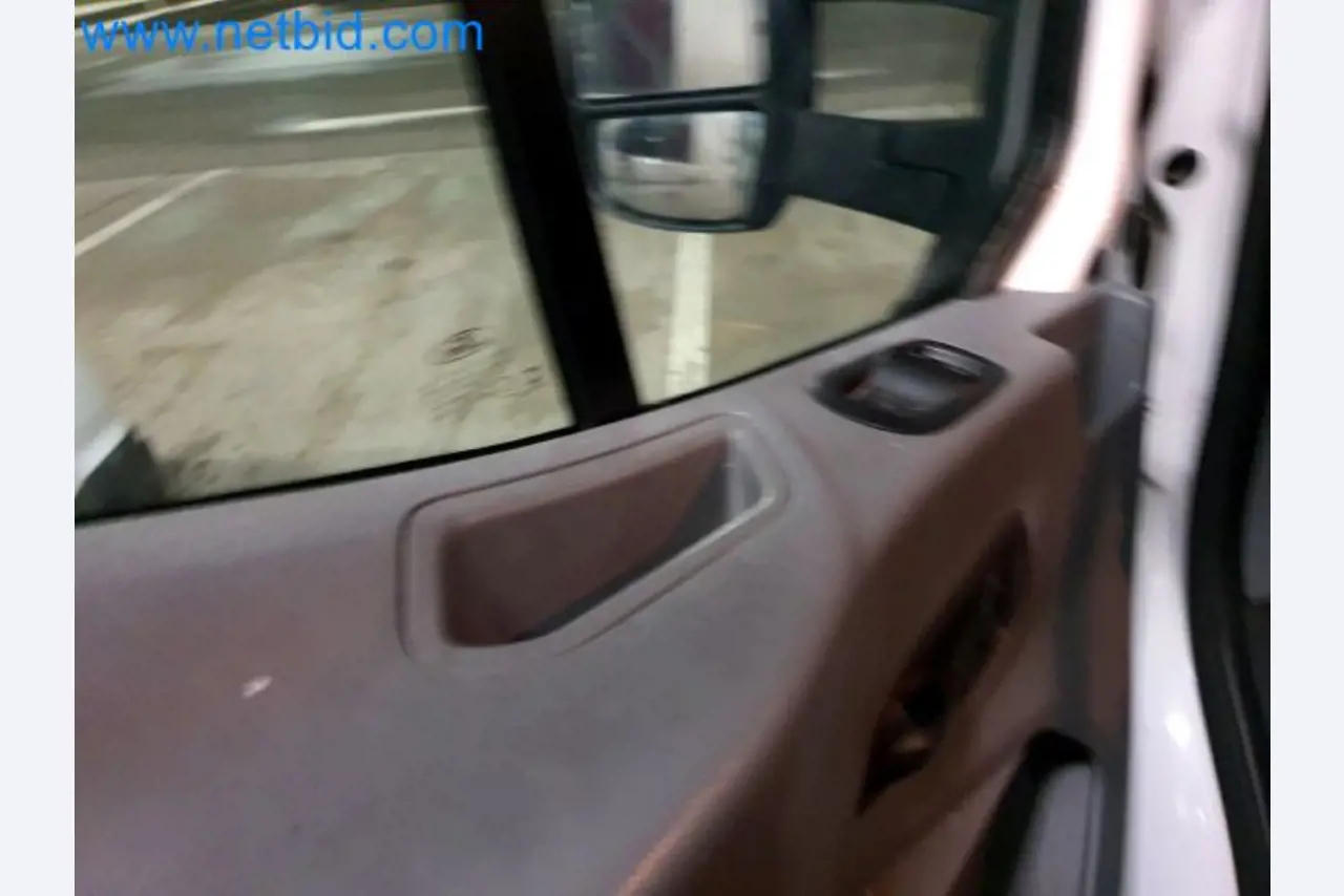 Přepravce balíkové služby-10