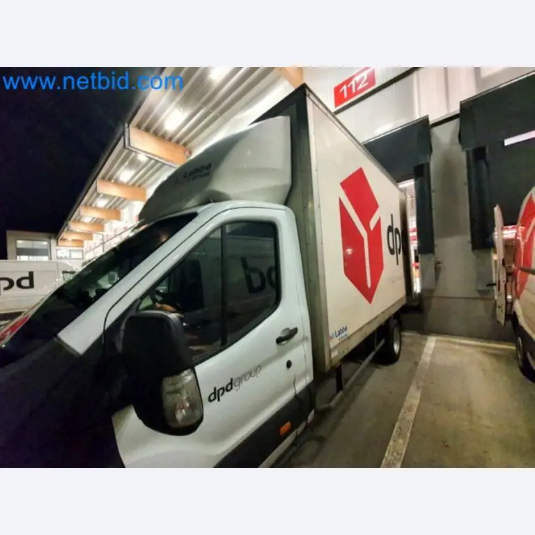 Přepravce balíkové služby-11