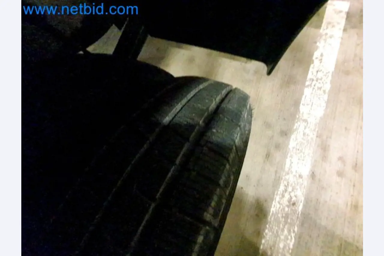 Přepravce balíkové služby-12