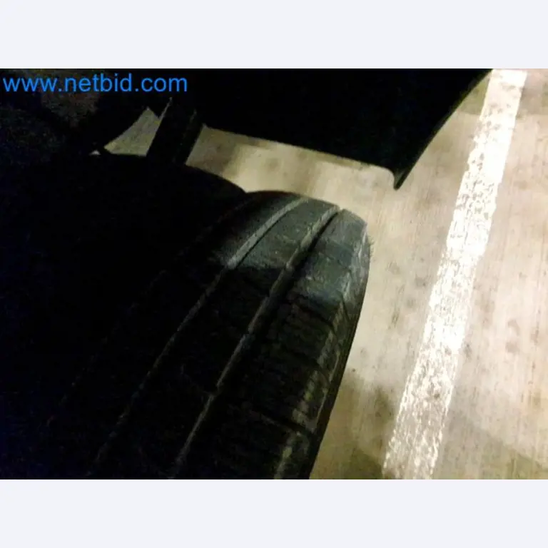 Přepravce balíkové služby-12